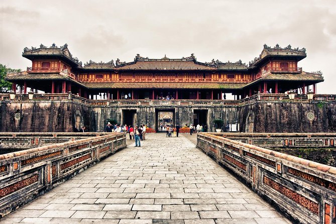 4-Day Private Central Vietnam Tour from Da Nang: Hue, My Son, Hoi An - Day 3: The Hai Van Pass Drive to Hue (with Lang Co and Truong Tien Bridge)