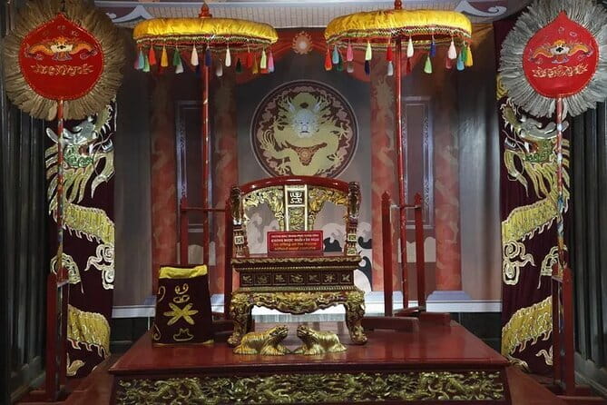 5 days Center Vietnam Package Tour with Danang Hue and Hoian - Day 3: Ba Na Hills SunWorld and the Golden Bridge day trip reality check