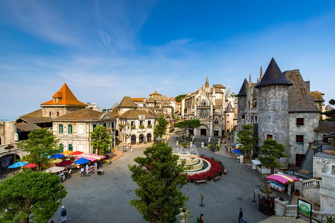 Ba Na Hills And Golden Bridge Full-day Adventure - Golden Bridge: 150 meters of hands, but plan your pace