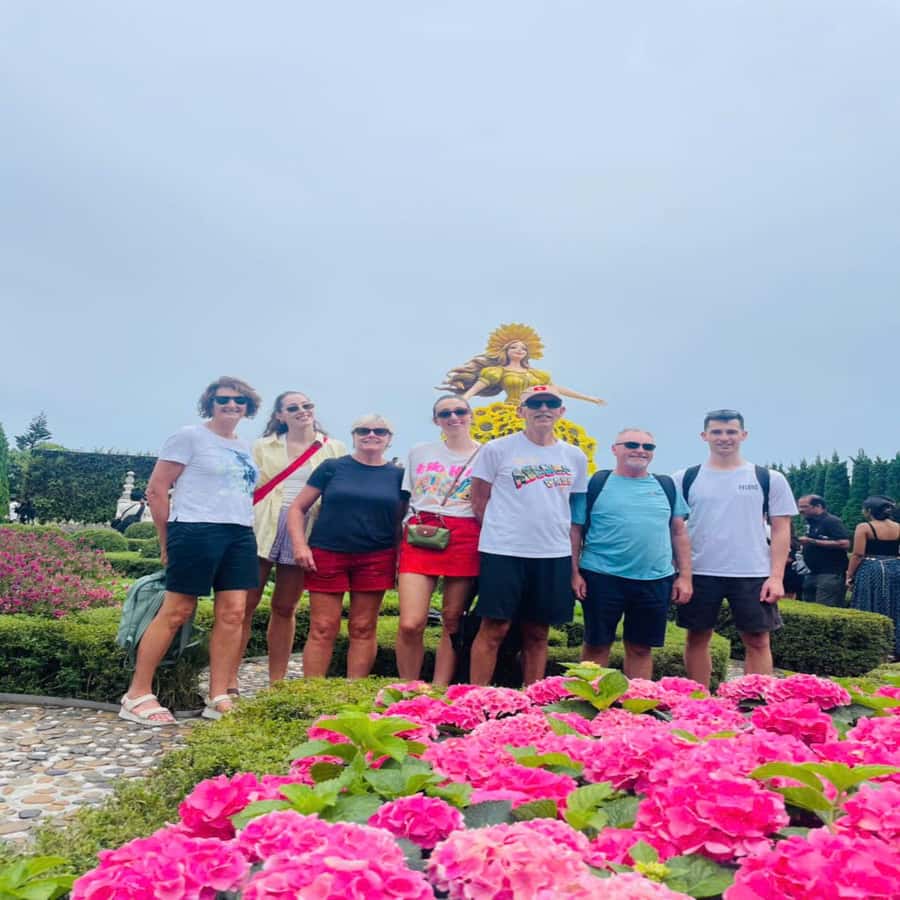 BaNa Hills & Golden Bridge Full Day Group Trip From HoiAn/DN - Lunch and Beer Station: fuel without derailing the schedule