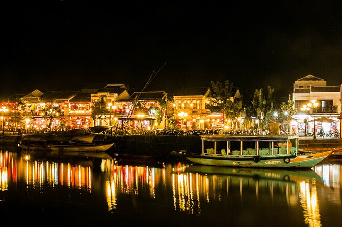 Coconut Basket boat, City tour, Boat ride, Night market from DN - Foot massage: a small ending that feels like a full-service tour