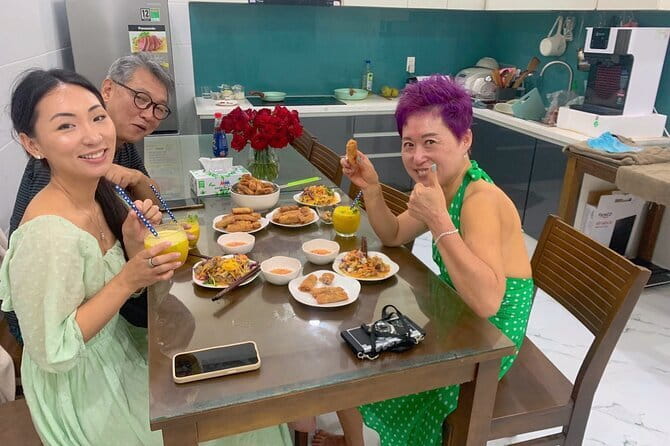 Cooking Class and Tasting Pho in Da Nang with Local Chef - Meet the English-Speaking Local Chef and Learn How to Shop the Way Locals Do