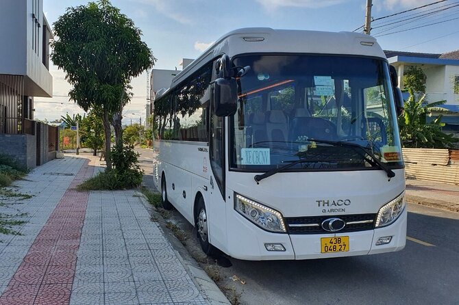 Da Nang Airport to Da Nang hotel by private car or vice versa - Airport to Hotel (and Back): The Same System, Two Directions