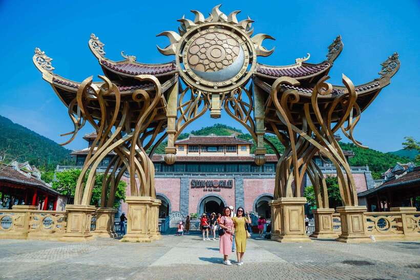 Da Nang: Ba Na Hills Cable Car & Golden Bridge Private Tour - Key things to know before you go