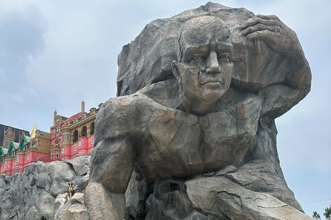 DA NANG Ba Na Hills, Golden Bridge, Cable Cars PRIVATE TOUR - The cable car ride: the best warm-up for the day