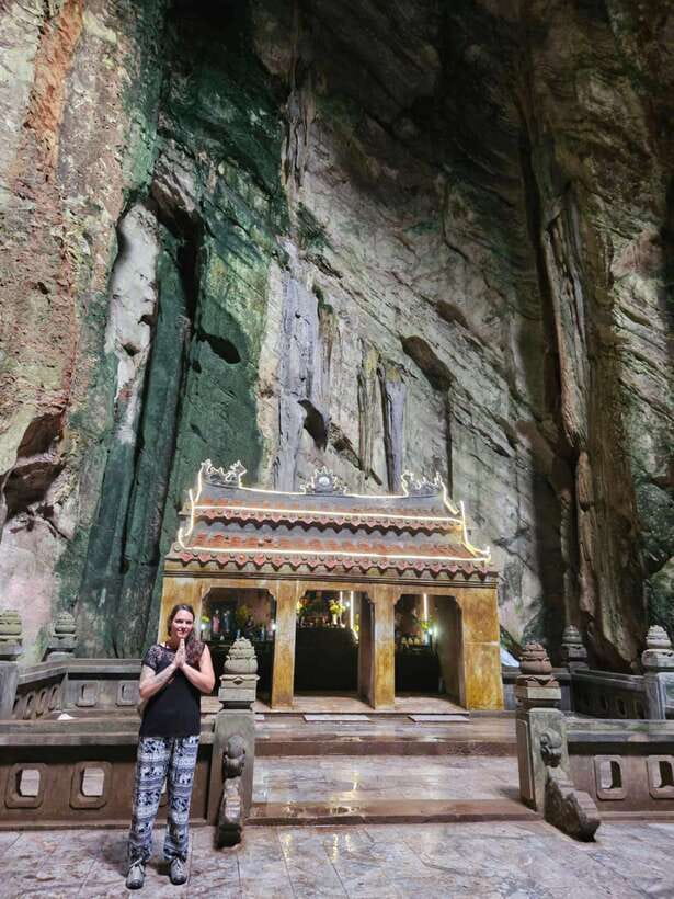 Da Nang City Sightseeing Private Tour With Seafood Buffet - Price and value: what $100 per person buys you