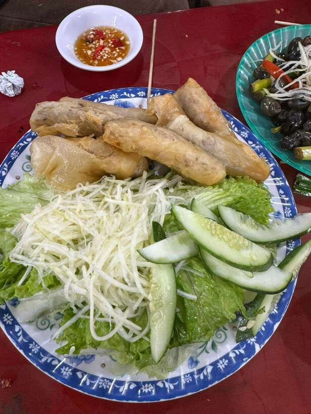 Da Nang City Street Food Private Tour With Local Students - What to eat before (and what to pack for a scooter tour)