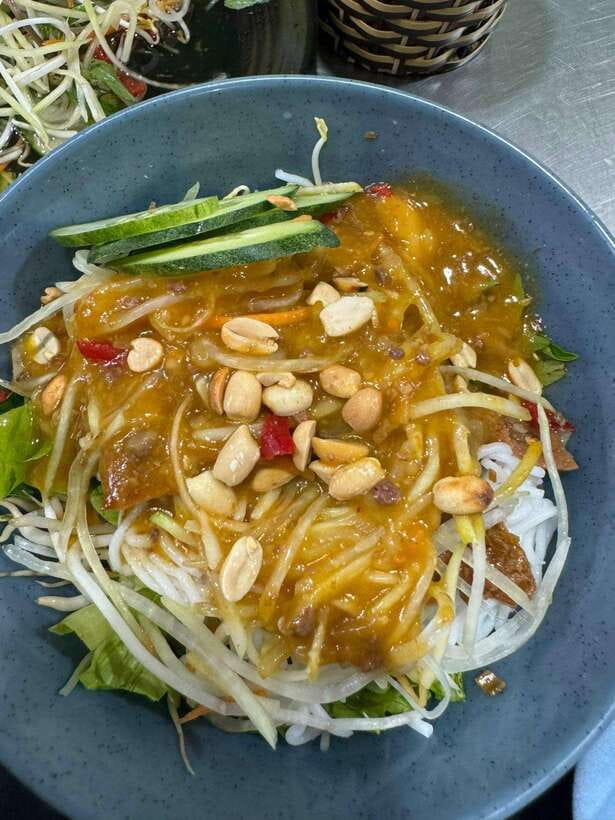 Da Nang City Street Food Tour With Live Music Tien Sa Show - Getting around smoothly: hotel pickup, transport, and a careful driver