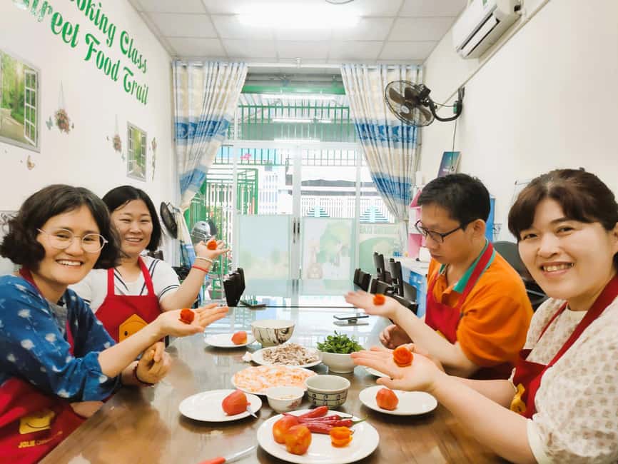 Da Nang: Coffee Making And Cooking Class - Da Nang cooking practice: from chopping to eating