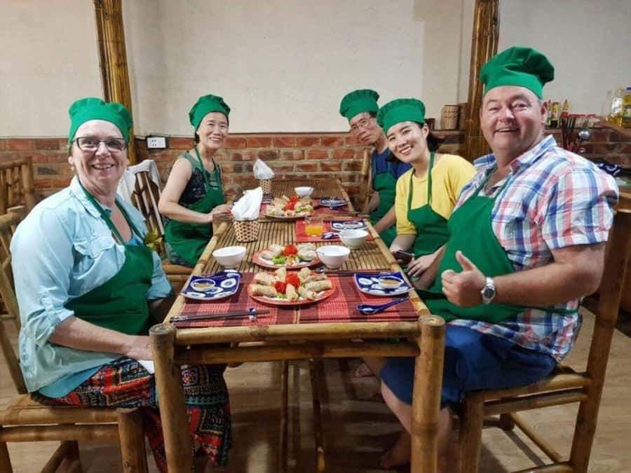 Da Nang: Cooking Pho & Vietnamese Dishes With Local Chef - Deep-fried spring rolls (Gỏi cuốn): Learn the process, then nail the texture