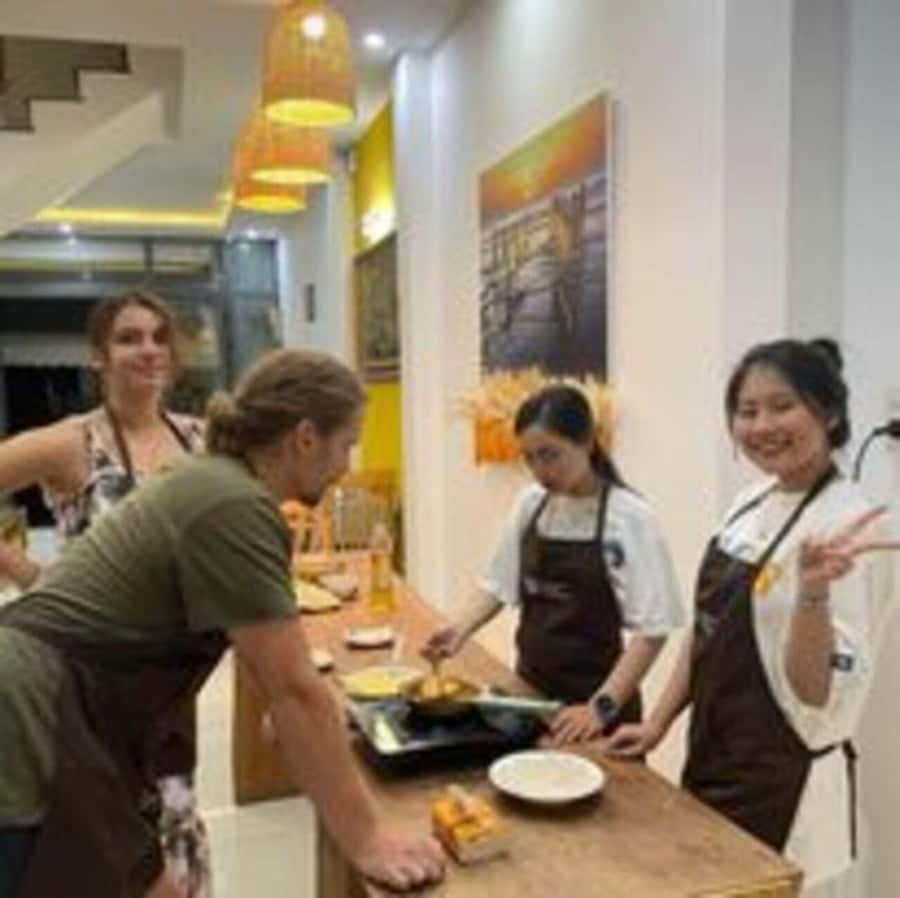 Da Nang: Cooking Pho & Vietnamese Dishes With Local Chef - Dietary needs and ingredient substitutions: Built-in flexibility