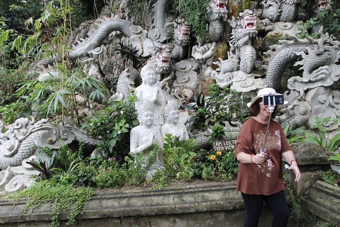 Da Nang Discovery With Cool Locals - Son Tra Peninsula and the fishing village reality check