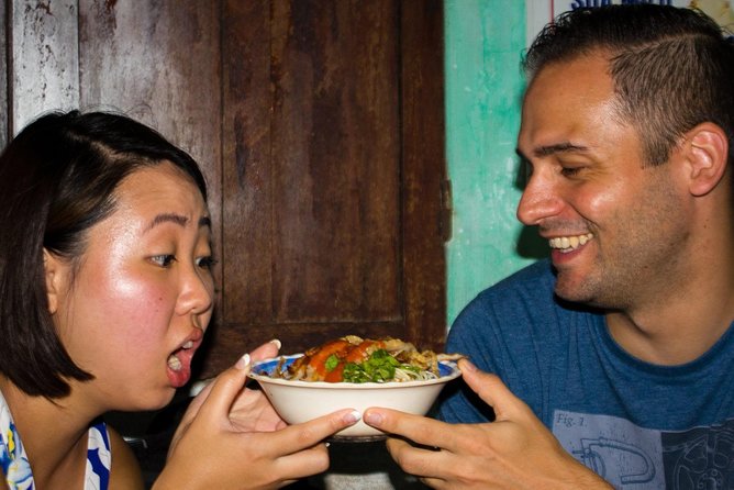 Da Nang Evening Food Tour - A 5pm walk that turns Dragon Bridge into dinner