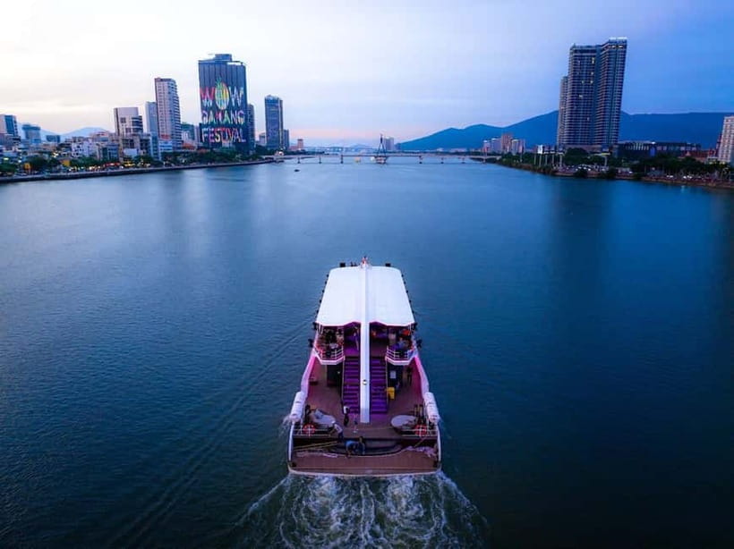 Da Nang: Experience a Magical Sunset Dinner Cruise in DN Bay - Timing and the Dragon Bridge Fire Show Connection