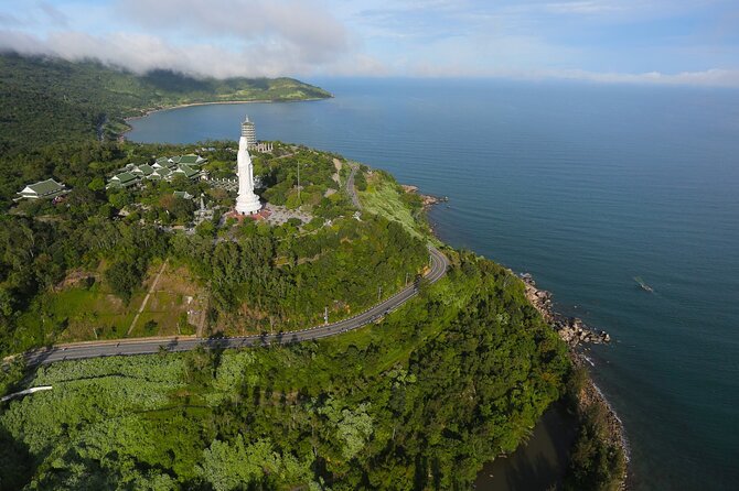 Da Nang Famous Sites Tour with English-Speaking Driver - Getting picked up in Da Nang or Hoi An (without the stress)