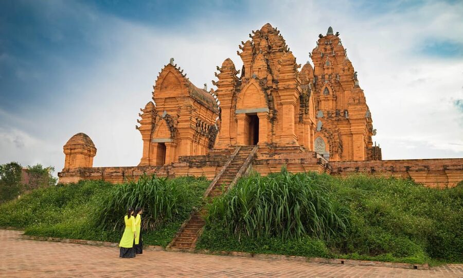 Da Nang: Full-Day My Son Sanctuary Tour - Lunch time: how to make the break work for you