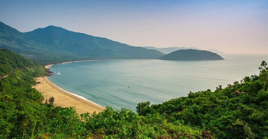Da Nang: Hai Van Pass And Lang Co Beach Scenic Discovery - What to bring so you can enjoy every stop