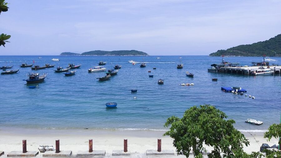 Da Nang/Hoi An: Cham Islands Snorkeling by High-Speed Boat - Snorkeling reality check: 45 minutes of gear-supported sea time