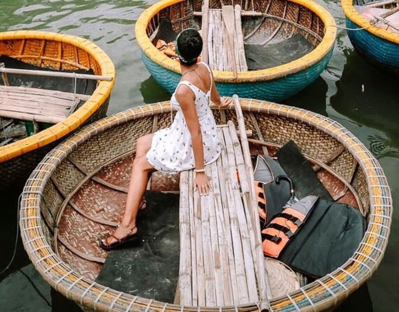 Da Nang: Hoi An Instagram Tour (Private & All-Inclusive) - Ba Mu Temple and the Lantern Boat: The Transition to Night