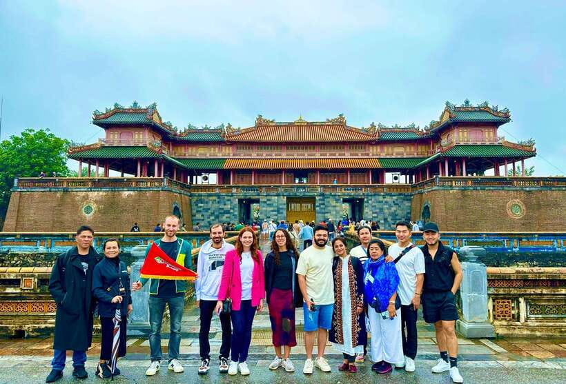 Da Nang: Hue Imperial Day Trip, Hai Van Pass Train, & Lunch - Lang Co Stop and the Transfer Into Hue