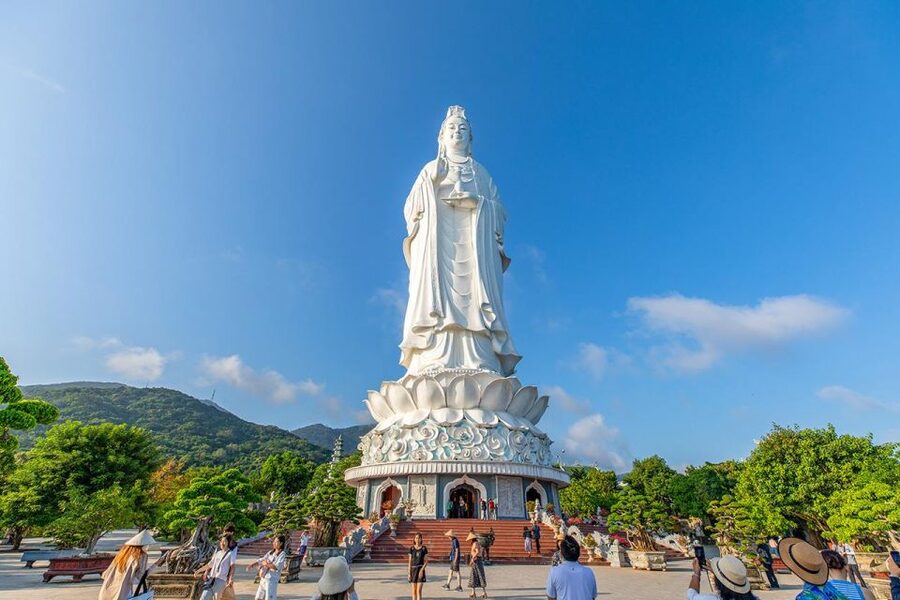 Da Nang: Marble Mountains And Son Tra Peninsula Exploration - Son Trà Peninsula and Linh Ứng Pagoda: the Lady Buddha panorama