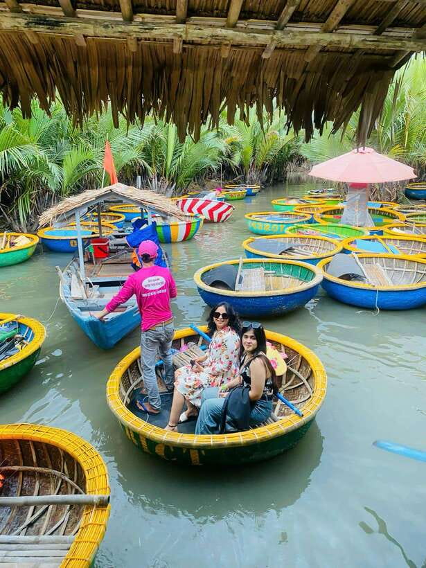 Da Nang: Marble Mountains, Hoi An, and Coconut Forest Tour - Marble Mountains and Non Nuoc Village: stone craft, caves, and temple calm