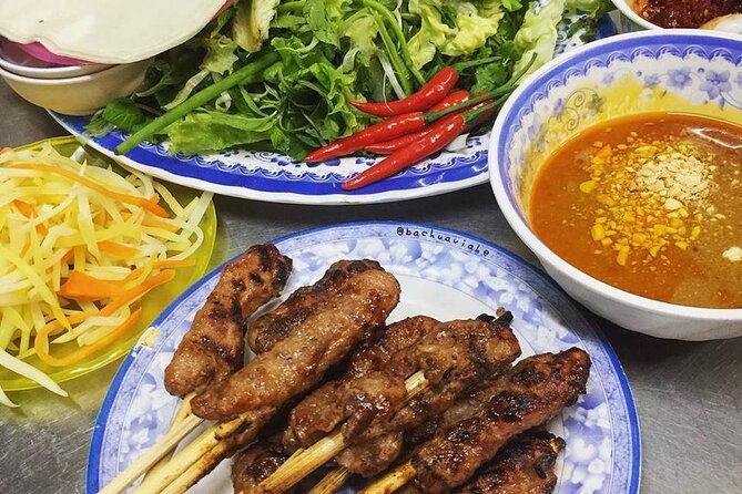 Da Nang Night Foodie Tour City and Han River Cruise By Private - Pickup, transport, and pacing: how logistics affect your enjoyment