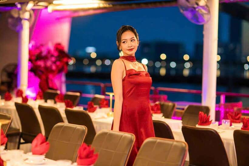 Da Nang: Poseidon Cruise with Dinner and Dragon Bridge Show - What you’ll see on the Han River: bridges, city lights, and skyline angles