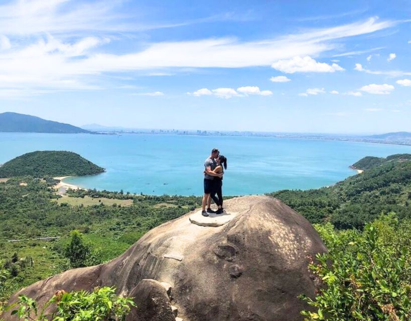 Da Nang: Private & All-Inclusive Instagram Tour - Linh Tu Pagoda: culture stop in the middle of the action
