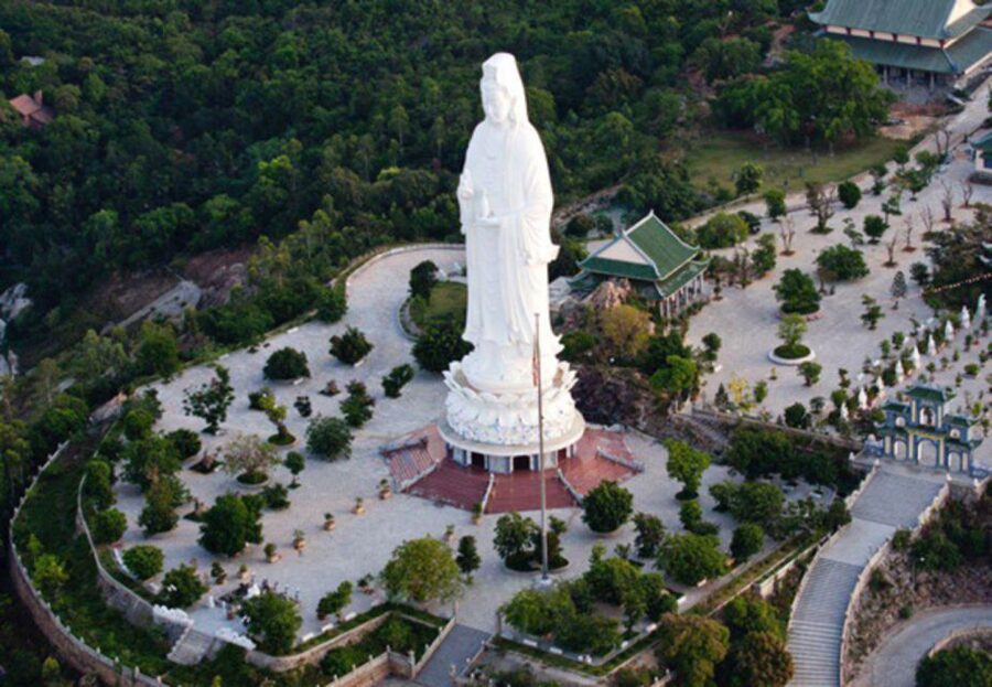 Da Nang: Private City Tour by Scooter with Ao dai Lady Rider - Price and logistics: is $55 good value?