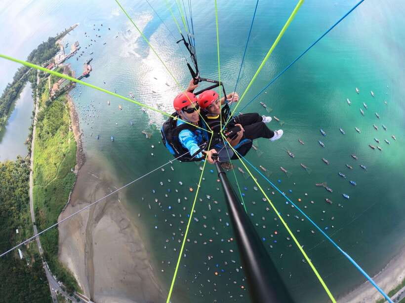Da Nang Private paragliding experience on Monkey Mountain - Your flight path over Son Tra: sea views, pagodas, and the city below