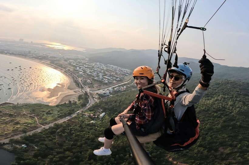 Da Nang Private paragliding experience on Monkey Mountain - Certified pilots and the safety routine that matters