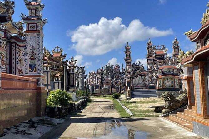 Da Nang: Round trip transfer to My Son sanctuary & Hoi An ancient - The little things that make the pickup day smoother