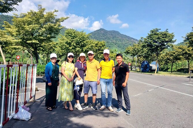 Da Nang: RoundTrip transfer to Hoi An ancient town by private car - Hoi An Ancient Town + Lantern Festival Time: What “On Your Own” Means