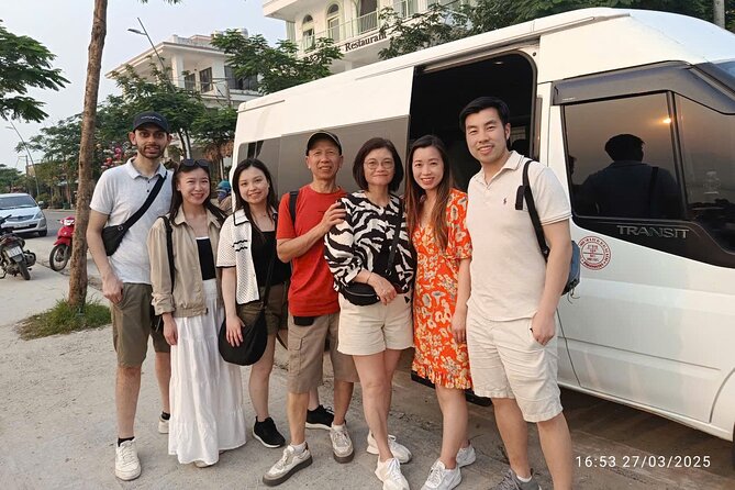 Da Nang: RoundTrip transfer to Hoi An ancient town by private car - The Cable Car Stop: Use It for Views, Not for Pressure