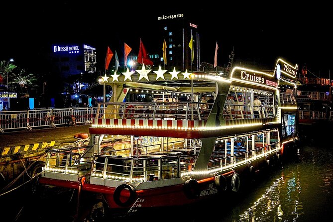 Da Nang: Seafood dinner, night market, sightseeing by night - Seafood dinner first: why this meal timing works