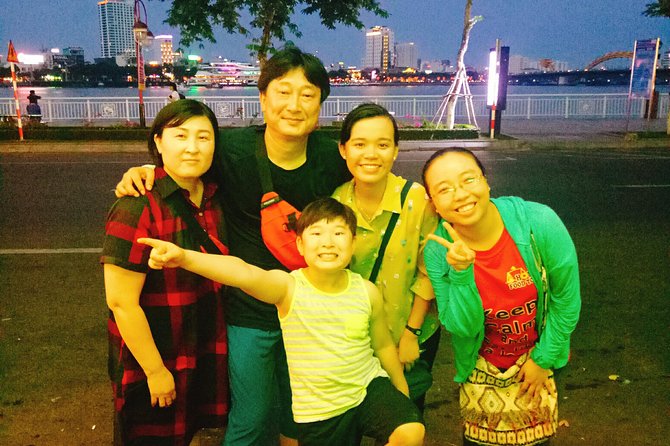 Da Nang: Seafood dinner, night market, sightseeing by night - Night market time: how you get the fun without the confusion
