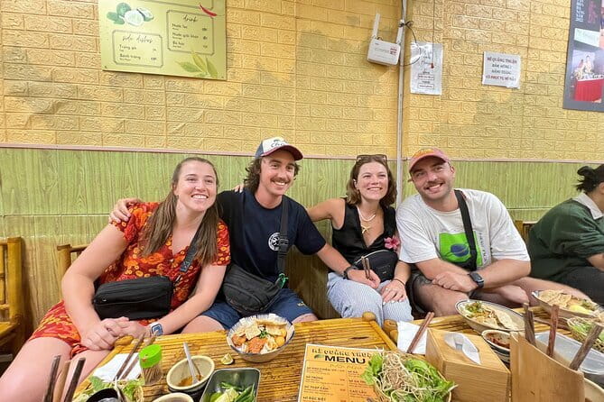 Da Nang Sightseeing Cruise On Han River With Street Food Tasting - Guide quality: when the tour feels personal (Trina, Meii)