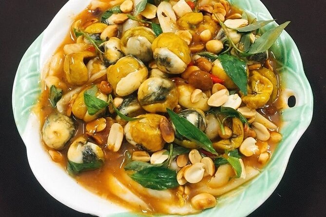 Danang Food City Tour by Motorbike - Private Tour - Da Nang at street-food speed: motorbikes and Ao Ba Ba guides