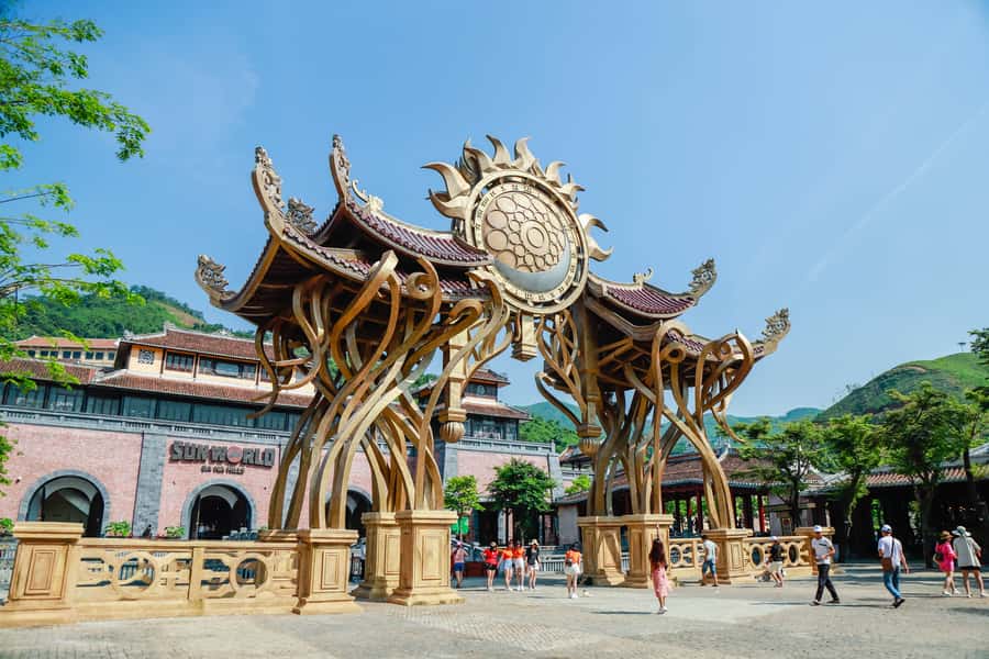 Danang: Golden Bridge by Private Car or Bus w hotel pickup - Should you book this Da Nang to Golden Bridge transfer?