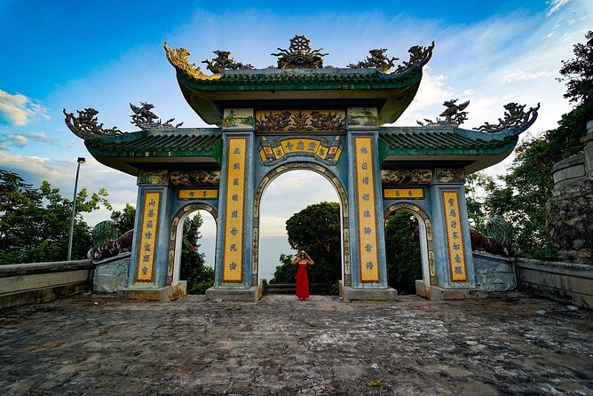 ️ Danang Instagram Tour: Most Famous Spots (Private & All-Inclusive) - Golden Bridge: Getting the Photo Without Losing the Morning