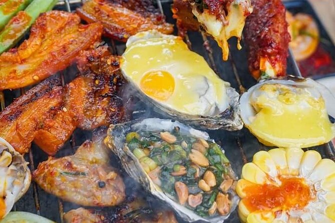 DaNang Night Foodie Tour-Sighseeing with Aodai Lady Rider Private - Route walkthrough: night and flower markets, banana-leaf dessert, then the bridges