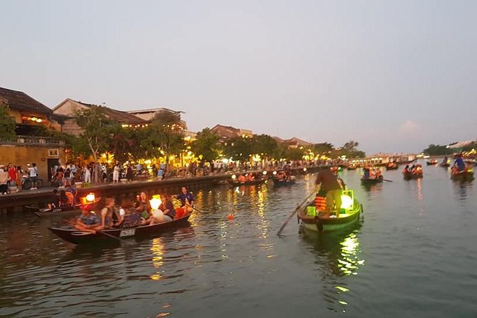 Discover Hoi An Walking Tour, Sampan Boat Ride, Night Market &Colourful Lanterns - A 3pm Hoi An route that hits the good light fast