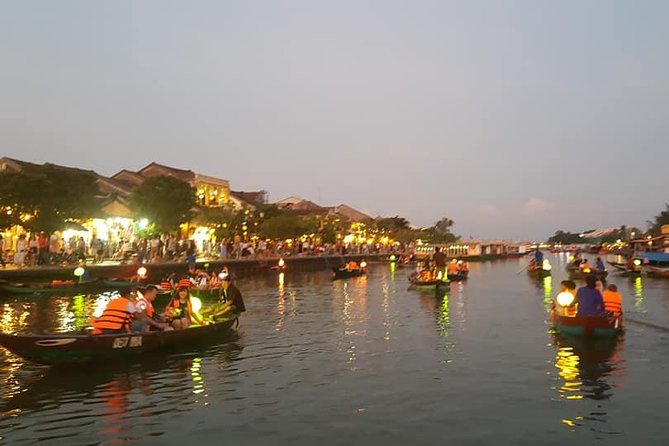 Discover Hoi An Walking Tour, Sampan Boat Ride, Night Market &Colourful Lanterns - Sampan boat ride on the Hoai River near the night market