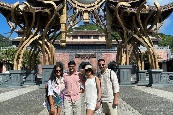 Early tour/ transfer from Hoi An/Da Nang to Golden bridge - Golden Bridge and the Two-Hand Walk: The Centerpiece Stop