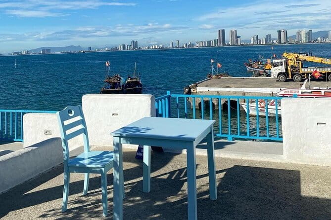 [Free E-sim] Da Nang Coastal Charm Half Day Cafe Tour - Breakfast at Cửa Ngõ Café: beach air and coffee-first energy
