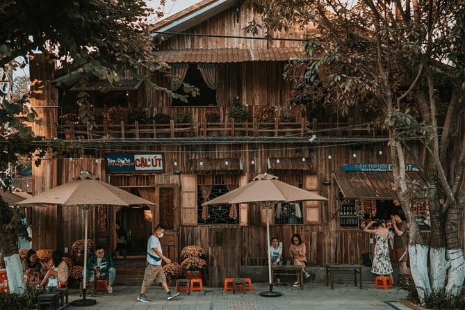 [Free E-sim] Old School Vietnam Cafe Trip in Da Nang - Cậu Út Café: your old-school Vietnam coffee warm-up