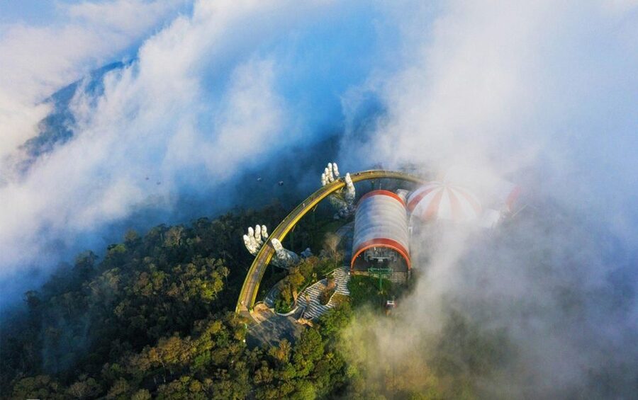 From Da Nang/Hoi An: Ba Na Hills Golden Bridge small group - Golden Bridge and the Golden Hands: how to see it well