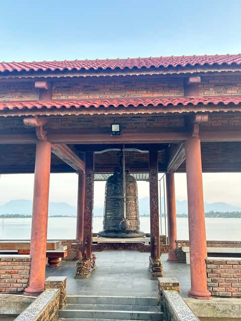 From Hoi An/Da Nang: Pagoda Stay 2-Day Spiritual Tour - Day 2: Morning calm at the pagoda, with an optional 4:00 AM chanting session