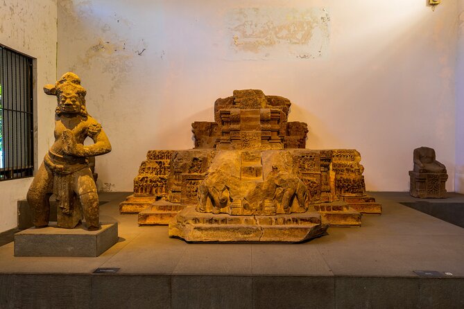 Full-day Da Nang City Highlights And Natural Wonders - Son Tra Peninsula and Linh Ung Pagoda’s Quan Yin Statue